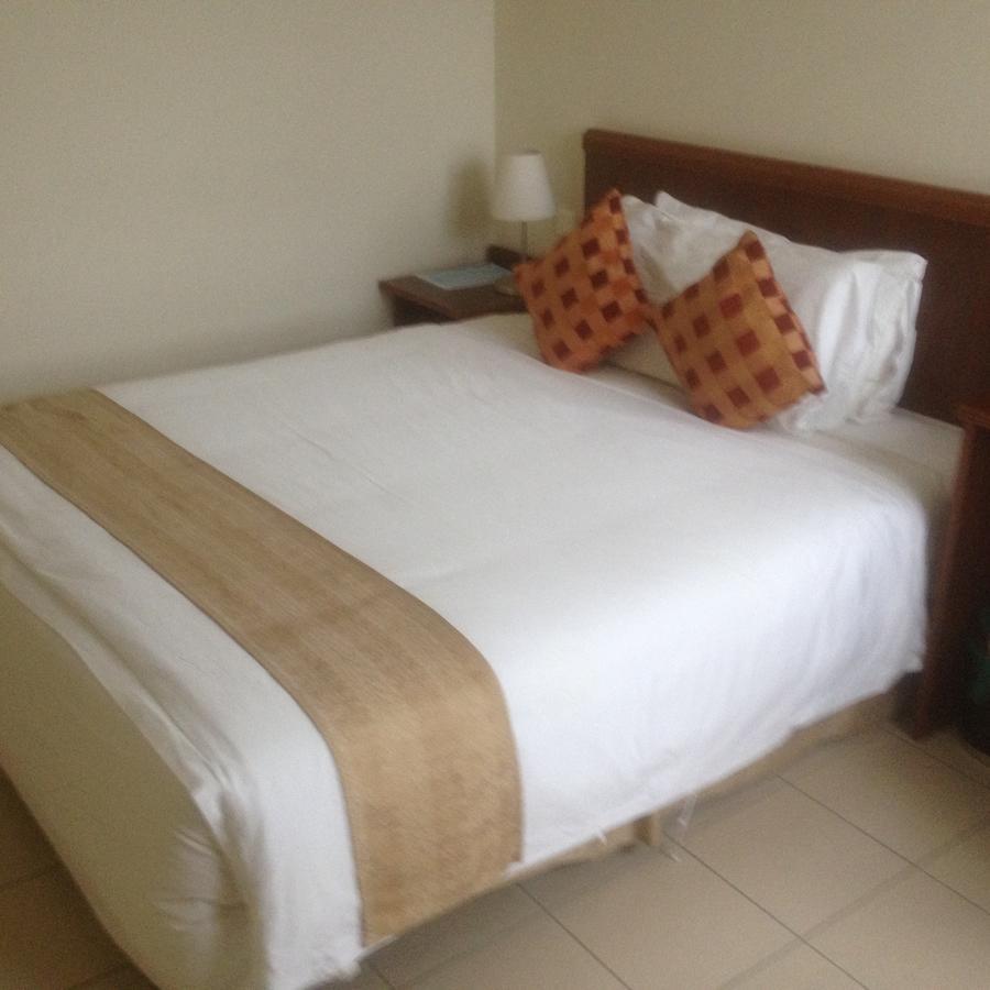 Tinapa Lakeside Hotel Calabar Eksteriør bilde