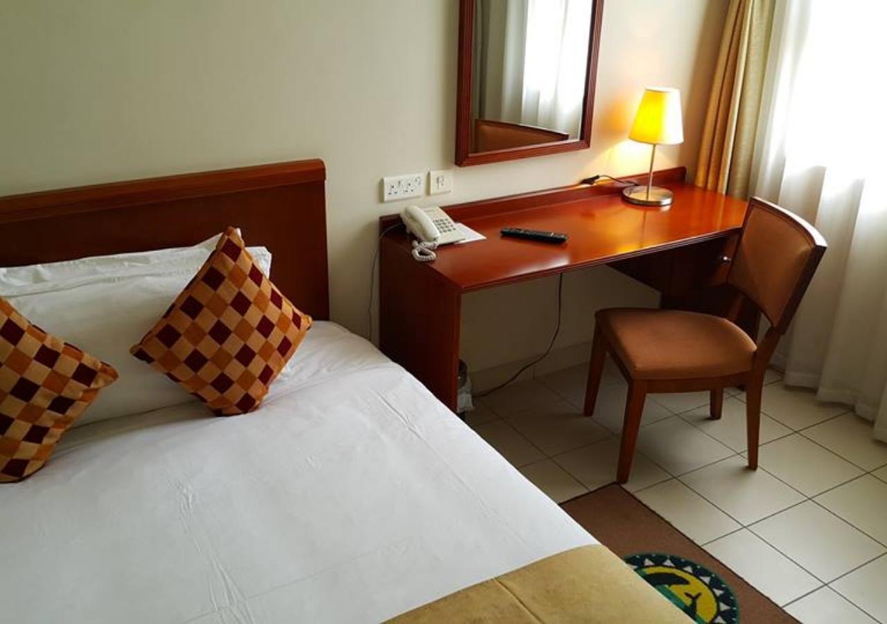 Tinapa Lakeside Hotel Calabar Eksteriør bilde