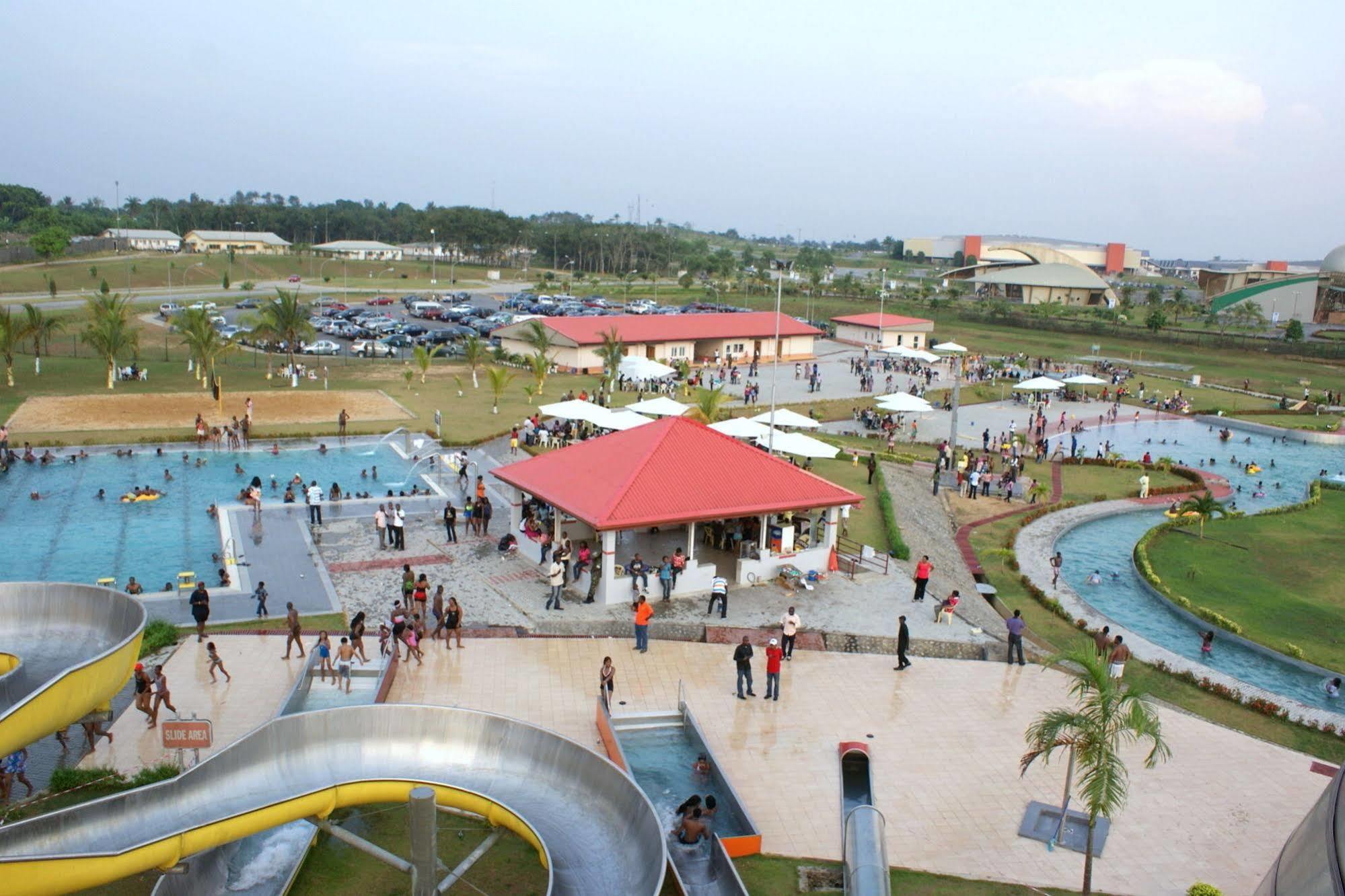 Tinapa Lakeside Hotel Calabar Eksteriør bilde