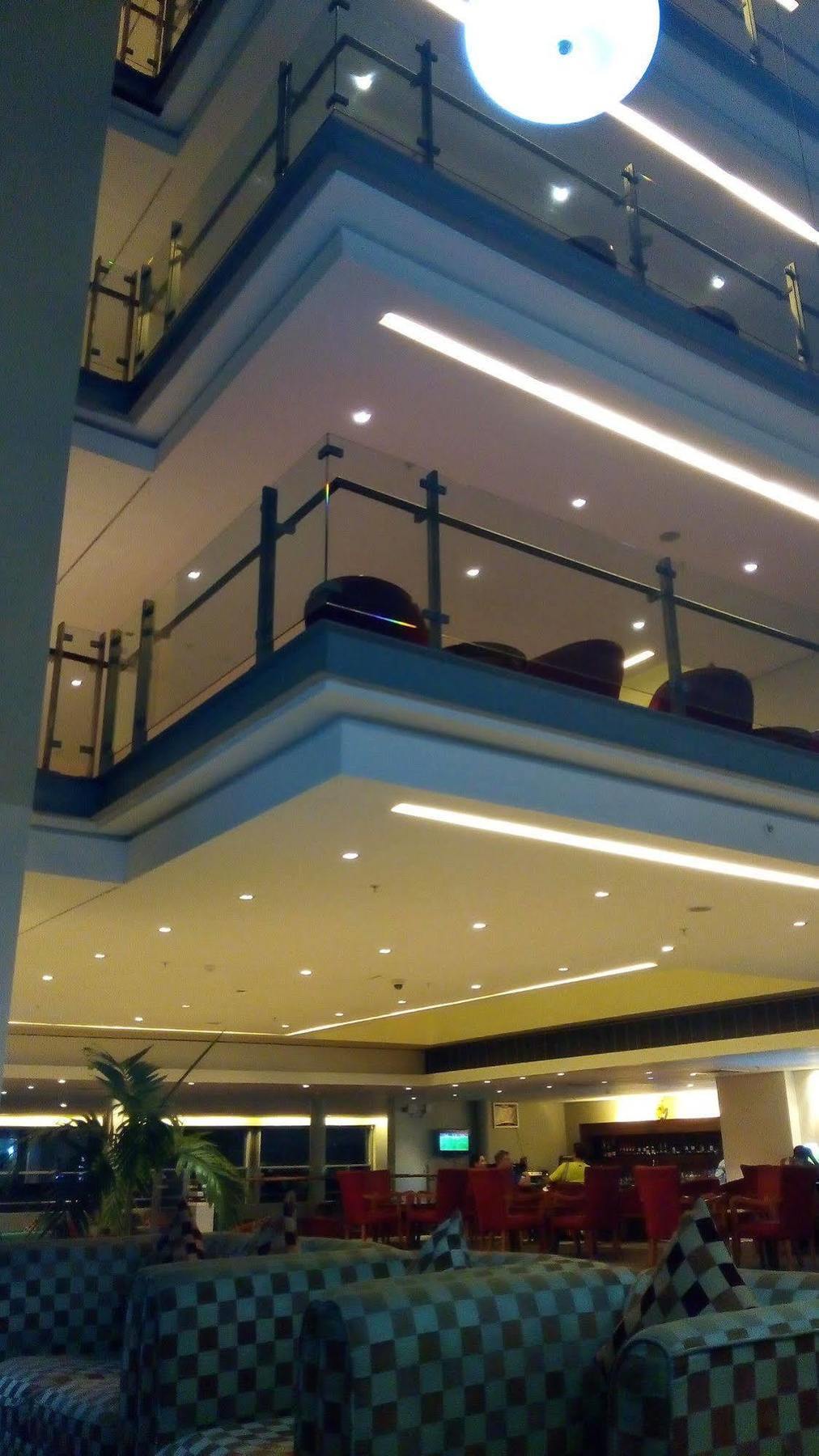 Tinapa Lakeside Hotel Calabar Eksteriør bilde